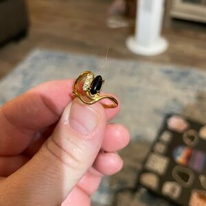 Vintage 14K Gold Black Onyx & Diamond Accent Bypass Ring-women’s size 6